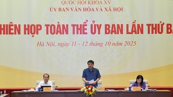 Ủy ban Văn hóa và Xã hội họp phiên toàn thể lần thứ ba