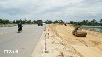 Bài 3: Phát triển đồng bộ, kết nối hạ tầng