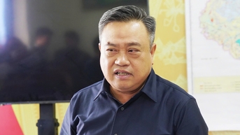 하노이 의장, 홍수 구호 직접 지휘한 총리에 감사
