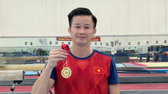 Câu chuyện xúc động đằng sau nghĩa cử cao đẹp, tặng tấm huy chương Vàng làm thiện nguyện của HLV Trương Minh Sang