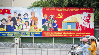 Rợp sắc cờ chào mừng Đại hội Đại biểu Đảng bộ TPHCM