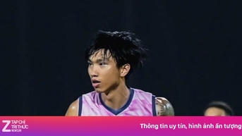 Đoàn Văn Hậu tái xuất