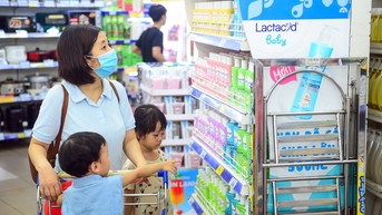 ការលុបបំបាត់​ឧបសគ្គ​ស្ថាប័ន រំដោះ​ធនធាន - ផ្នែក​ទី ២៖ រង់ចាំ​ព័ត៌មាន​ពី​ក្រសួង និង​សាខា​ដែល​កំពុង​«​កាន់​»​នីតិវិធី​ជាច្រើន