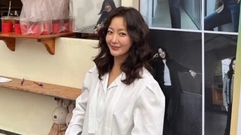 김희선, 어머니 잃은 아픔 극복하고 연기 복귀… 마른 몸매에 팬들 안타까워