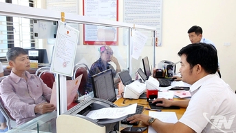 La Hiên xây dựng nền hành chính phục vụ