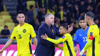 말레이시아 축구 연맹과 감독, 사기 귀화 스캔들 이후 설전