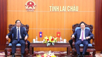 Bí thư Tỉnh ủy Lai Châu Lê Minh Ngân tiếp xã giao Đoàn đại biểu tỉnh U Đôm Xay