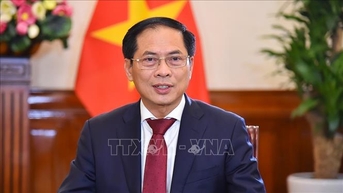 2025년 가을 박람회의 상품은 품질 면에서 엄격한 통제를 받아야 합니다.
