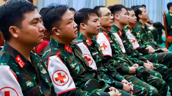 Hỗ trợ người dân phòng, chống dịch bệnh sau lũ lụt