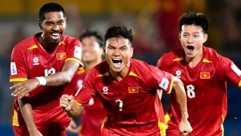 ក្រុម​វៀតណាម​ប្តូរ​សំលៀកបំពាក់​ថ្មី៖ លេង​បាន​យ៉ាង​ល្អ​ដើម្បី​ឈាន​ទៅ​ប្រកួត​ Asian Cup