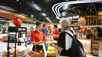 Đưa dịch vụ hàng không lên tầm cao mới