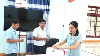ឃុំ​ត្រា​លៀន បើក​យុទ្ធនាការ​ជួយ​ប្រជាពលរដ្ឋ​ដែល​រង​គ្រោះ​ដោយ​គ្រោះ​ធម្មជាតិ។