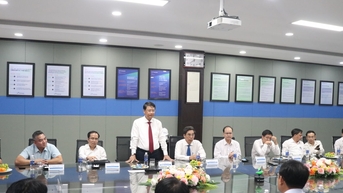 Phó Bí thư Thành ủy Ngô Xuân Thắng thăm các doanh nghiệp tiêu biểu nhân Ngày Doanh nhân Việt Nam (13/10)