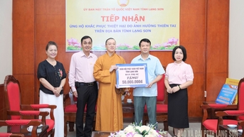 Lạng Sơn tiếp nhận trên 300 triệu đồng ủng hộ Nhân dân bị thiệt hại do bão lũ gây ra
