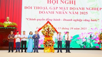Lai Châu đối thoại, gặp mặt doanh nghiệp, doanh nhân năm 2025: Chính quyền đồng hành, doanh nghiệp vững bước