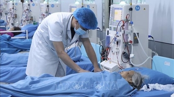 홍수 피해 지역 주민들을 위한 건강 보험 혜택 보장