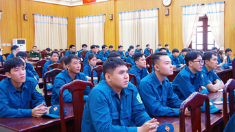 Huấn luyện bổ sung cho lực lượng dân quân thường trực