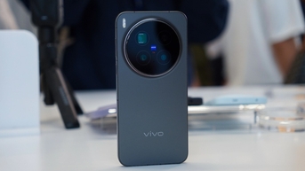 중국에서 vivo X300 Pro를 빠르게 경험해보세요: iPhone 17 Pro Max와 직접 대결해보세요