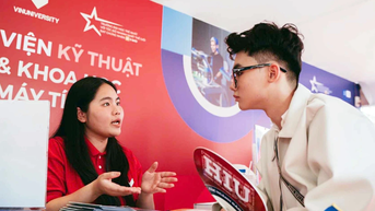ការប្រើប្រាស់ AI ដើម្បីជួយសិស្សជ្រើសរើសមុខវិជ្ជាដែលត្រឹមត្រូវ។