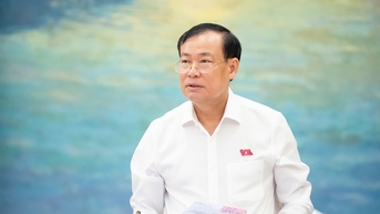Giải quyết mấy ụ bê tông ở sân bay Tân Sơn Nhất 'cũng mất mấy năm trời'