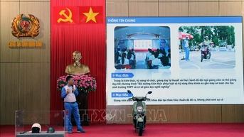 ធ្វើឱ្យការអប់រំសុវត្ថិភាពចរាចរណ៍ជាសកម្មភាពទៀងទាត់នៅក្នុងសាលារៀន