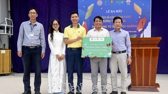 សម្ពោធក្លឹបសៀវភៅ និងសកម្មភាព PVCFC នៅវិទ្យាល័យចំនួន២