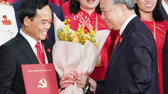 លោក Tran Luu Quang បន្តត្រូវបានតែងតាំងជាលេខាគណៈកម្មាធិការបក្សទីក្រុងហូជីមិញ។