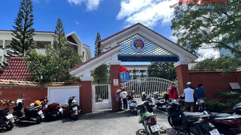 ឡាំដុង៖ បន្តផ្អាកជាបណ្ដោះអាសន្ននាយកសាលាបឋមសិក្សា ដែលពាក់ព័ន្ធករណីអាហារ "កខ្វក់"