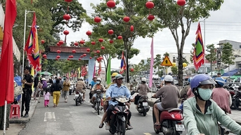 បណ្ដាតំបន់រៀបចំយ៉ាងសកម្មរៀបចំពិធីបុណ្យ Nguyen Trung Truc