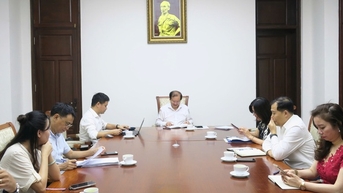 ពិនិត្យការត្រៀមរៀបចំមហោស្រពភាពយន្តវៀតណាមលើកទី២៤