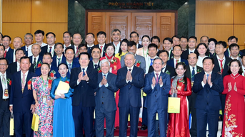 Hướng mạnh về cơ sở, bảo đảm thực sự là người bạn đồng hành của người nông dân