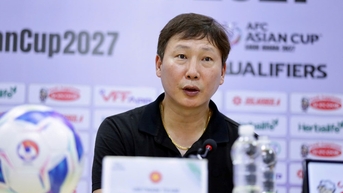 HLV Kim Sang-sik: Toàn đội phải cải thiện khả năng dứt điểm