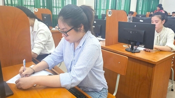 បេក្ខជន​ចំនួន ៣៣៩ នាក់ មាន​សិទ្ធិ​ប្រឡង​ជាប់​ជុំ​ទី ២។