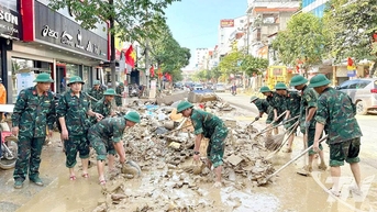 Thái Nguyên tổ chức chia tay các lực lượng Quân đội hoàn thành nhiệm vụ hỗ trợ khắc phục hậu quả bão số 11