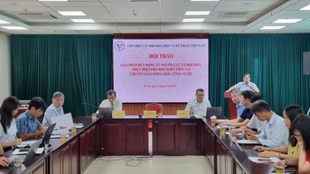 Huy động nguồn lực từ xã hội hoá phổ biến kiến thức và chuyển giao khoa học, công nghệ