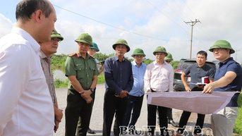 អនុប្រធានគណៈកម្មាធិការប្រជាជនខេត្ត លោក Nguyen Hung Nam បានត្រួតពិនិត្យការងារបោសសម្អាតទីតាំងគម្រោងសំខាន់ៗ។