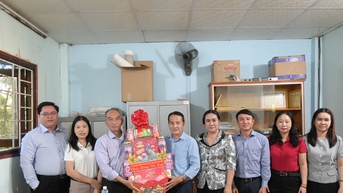 សួរសុខទុក្ខ និងជូនពរឆ្នាំថ្មីដល់ជនជាតិចាម តាមលទ្ធិព្រាហ្មណ៍
