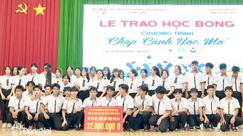130 លានដុងនៃក្តីស្រឡាញ់សម្រាប់ 'ស្លាបនៃក្តីស្រមៃ'