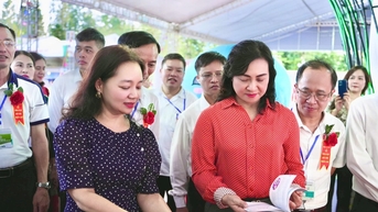 Gian hàng Xanh: Tiêu dùng đúng cách – Tiết kiệm điện năng