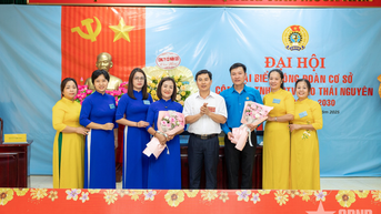 សហជីពមូលដ្ឋានរបស់ក្រុមហ៊ុន X20 Thai Nguyen បានរៀបចំដោយជោគជ័យនូវសមាជសម្រាប់អាណត្តិ 2025-2030