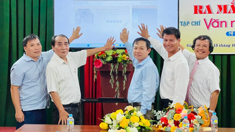 សម្ពោធទស្សនាវដ្តីអក្សរសាស្ត្រ និងសិល្បៈ Gia Lai