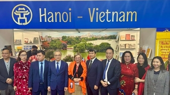 Không gian sách Việt Nam tại Hội sách Frankfurt (Đức):