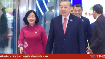 토람 사무총장이 제18차 하노이 당대회에 참석