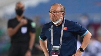 គ្រូ​បង្វឹក Park Hang Seo ត្រូវ​បាន​ណែនាំ​ឲ្យ​ដឹកនាំ​ប្រទេស​ឥណ្ឌូនេស៊ី​ជំនួស​លោក Kluivert។