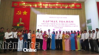 Xã Vạn Ninh: Tọa đàm kỷ niệm Ngày truyền thống các cơ quan Đảng