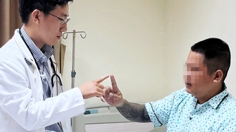 Nam thanh niên ở TPHCM đột quỵ khi đang chơi bóng đá