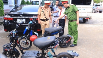 លើកកម្ពស់ការយល់ដឹងអំពីសុវត្ថិភាពចរាចរណ៍សម្រាប់សិស្សានុសិស្ស