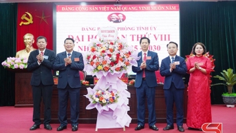 បំពេញភារកិច្ចណែនាំ និងបម្រើគណៈកម្មាធិការបក្សបានល្អ