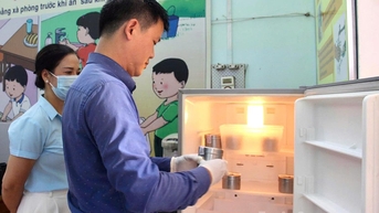 Trường Mầm non Hoa Hồng, phường Hà Giang 2: Nhiều trẻ và giáo viên có biểu hiện nôn, sốt, đi ngoài