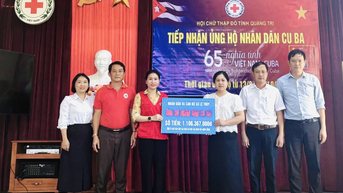 សមាគមកាកបាទក្រហមខេត្ត Quang Tri បានទទួលថវិកាជាង 29 ពាន់លានដុង ដើម្បីជួយប្រជាជនគុយបា។